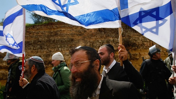 الاحتلال يغلق بعض شوارع القدس لتأمين مسيرة للمستوطنين
